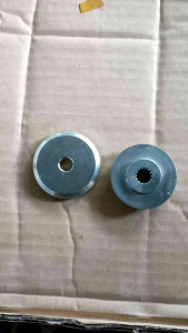 A482ที่ล็อคใบมีดตัดหญ้า เครื่องตัดหญ้า 411 260 CG328 RBC NB แกน 14 ฟัน  รู 10.4 มิล เหล็กอย่างดีคุณภาพสูง