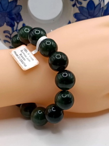 💘100％ Authentic Brand New Set "A" grade Burmese jade bracelet (bead size 15.9mmx14units) 98%> perfection rate deep forest green colour beads unique high quality lustrous surface rarely available collectable item *Free original authenticated certificate