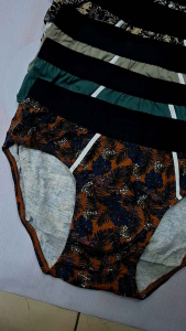 AVON MENS CLUB  5-IN-1 HIPSTER BRIEF PACK