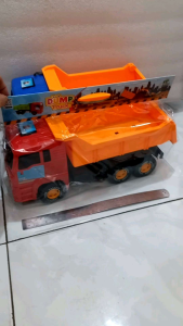 Mainan Truck Dump Besar Panjang 48 cm Truk Pasir Batu no OCT 6001