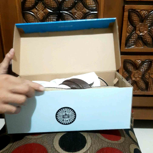 Sandal Tarumpah Pria Kulit Asli 100%: Pilihan Tepat untuk Aktivitas Outdoor