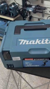 ชุดบล็อคไร้สาย MAKITA มากีต้า 18V รุ่น DTW300FJX3 ขนาด 1/2 นิ้ว