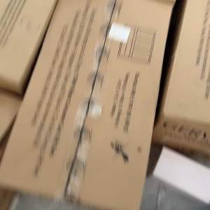 Sữa Tắm Dê Trắng Da GERVENN 900g tặng túi 450gram siêu tiết kiệm.