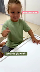 Steel Ringed Magnetic Chips diameter 1.9cm Transparent Plastic Counters for Sensory Play Light Table or Bingo Montessori