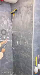 Chổi quyét kèm gạt nước dùng trong nhà vệ sinh nhà tắm