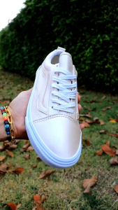 ส่งฟรี 36Eu 23Cm รองเท้า VANS OLD SKOOL BEIGE Color Pink  White V36CF SHY Shoes