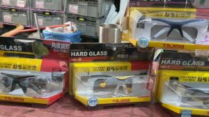 Mắt kính Tajima Nhật Bản.