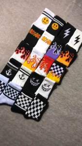 Kaos Kaki Anak Strip Garis Setrip Oldschool Skate Panjang Tebal Kids Socks 1-6 Tahun