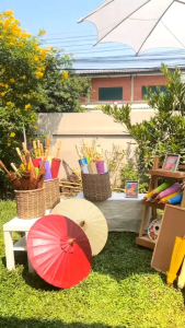 ร่มสนามผ้าโทเล | ขนาด 40 นิ้ว และ 50 นิ้ว พร้อมขาตั้งไม้ไผ่ (กดสั่ง 1 ชุด/ออเดอร์)