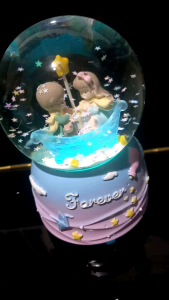 Kotak Musik / Bola Kaca / Snowball / SnowGlobe / Waterball / Bola Cristal Couple Forever Love
