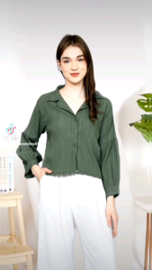 Kemeja Lengan Balon Lidya Blouse Bahan Lady Crush