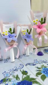 ช่อดอกไม้วันปัจฉิม// ช่อดอกไม้รับปริญญา //ช่อดอกไม้วันวาเลนไทน์ // ช่อดอกไม้ให้แฟน //ของขวัญขึ้นบ้านใหม่