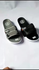sandal slop slip on cowok cewek sandal slip on hitam putih sandal cowok model masuk sandal model terbaru