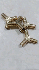 Nepel Sambungan Segitiga Gas LPG Cabang / Nepel Kuningan