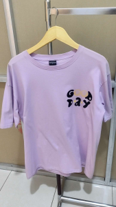 Kaos Oversized T-shirt Good Day: Gambar Depan & Belakang