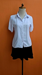 atasan kemeja wanita putih SEOUL cewek S M lengan pendek kerja kuliah noda dada