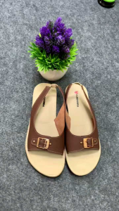 Sandal Selop Wanita Formal Kulit Sintetis Karet Nonslip Anti Licin Vandorra Model Slip On Mules