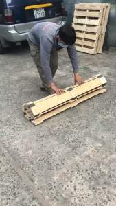 Giường cuộn palet gỗ thông cao 3-4cm