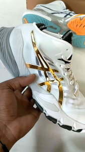 Sepatu voli Metaris Terbaru 2024