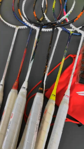 RAKET BADMINTON LINING 30/32 LBS DENGAN SENAR - BONUS TAS DAN GRIP