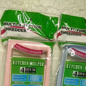 Parutan Serbaguna 4 in 1: Solusi Multifungsi untuk Rumah Tangga