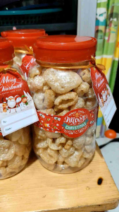 Hampers Natal Kerupuk Kulit Babi Kerubi Kerupuk B2 Toples 4 Liter