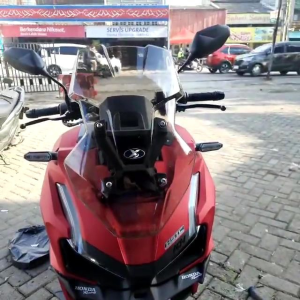 Visor Windshield ADV 160 & ADV 150: Pilihan Terbaik untuk Motor ADV