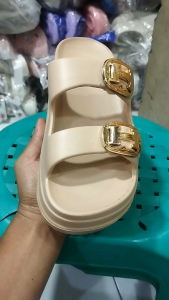 Sandal wedges Wanita terbaru Ban dua Gesper Gold anti slip Tebal dan tinggi