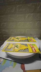 Lá thông thơm Cây thông thơm Little Trees khử mùi ô tô