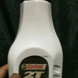 Oli Samping Castrol 2T Low Smoke Botol Putih Lawas Jadul Wangi