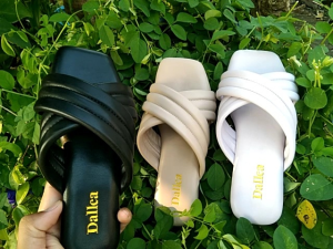 mzet store sendal cewek terbaru 2023 kekinian terviral