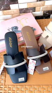 NIZAM STORE / Sandal teplek wanita/ sandal dewasa/ sandal selop tali permata/ sandal kekinian/ terbaru / sandal flat/ sandal murah/ sandal promo/ sandal viral/ mitasi mutiara/ sandal elegan