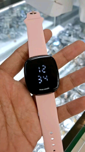 JAM TANGAN WANITA JAM DIGITAM LAYAR SENTUL JAM TANGAN SEVEN MINUTE ORIGINAL FITUR LENGKAP JAM TANGAN FASION JAM TANGAN TERLARIS COD