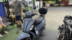 ✅ กล่องท้ายมอเตอร์ไซค์ 𝗦𝗛𝗔𝗗-𝗦𝗛𝟯𝟰 กำลังสั่ง 6 เดือน Carbon ซึ่งเป็นชุดน็อตติดตั้ง รับประกันตัวล็อค พร้อม ถาดปลดไว