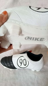 Sepatu Olahraga Sepak Bola Kulit & Outsole Jahit Keliling