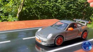 โมเดลรถเหล็กไขลาน Porsche 911 CT3 RS. เปิดประตูได้ สภาพสวยไร้รอย ของแท้จาก KiNSMART 1/36