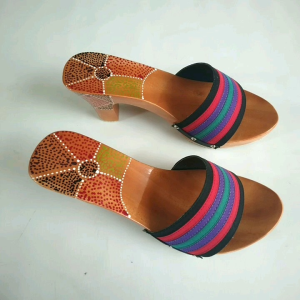 KELOM KAYU NATURAL PELANGI / SANDAL ELEGANT WANITA / SANDAL ABORIJI