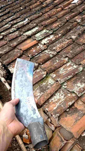 PARANG TANAH KADEK UNTUK PARIT PALAWIJA DI SAWAH DAN DI KEBUN