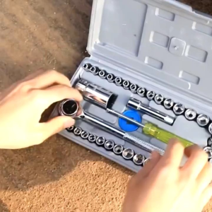 Kunci Sock Wrench Set 40 in 1: Peralatan Bengkel Multifungsi Untuk Mobil Dan Motor