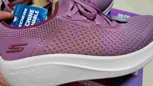 GIÀY SNEAKERS GIÀY THỂ THAO NỮ SLIP INS GIẶT MÁY ĐƯỢC CAO 5CM DÒNG MAX CUSHIONING ESSENTIAL JUNO GIẶT MÁY ĐƯỢC SIZE 38( Miễn trả lại do đổi ý hay không mang vừa)