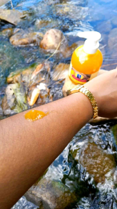 สบู่เหลวสมุนไพรออแกนิคผสมน้ำมนต์วัดพ่อท่านคล้ายวาจาศิษย์