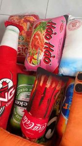 [KHO SỈ] GỐI ÔM 3D GẤU BÔNG GÓI MÌ HẢO HẢO 45cm Cao Cấp-Lông MịnGòn Trắng An Toàn Cho Bé-gấu bông ip 17 điện thoại