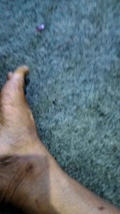 Sepatu Futsal Kulit Terlaris: Desain Ergonomis & Stylish