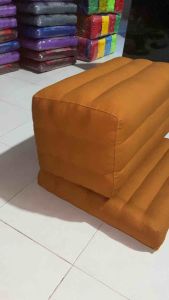 🏵️หมอนอิงถวายพระ🏵️🙏🏻 หมอนถวายพระ ติดเบาะรองนั่ง 50x75ซม.