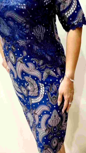 BATIK COUPLE SOLO - DIVANIA BAJU BATIK COUPLE PASANGAN SARIMBIT SERAGAM KELUARGA MODERN TUNIK TERBARU 2023 MURAH PRIA WANITA KAPEL AYAH IBU ANAK PEREMPUAN LAKI LAKI SUAMI ISTRI DIVANIA MERAH DAN BIRU JUMBO XXXL BIG SIZE