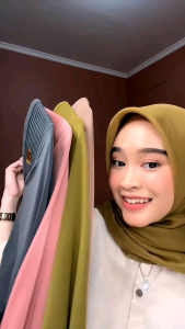 HIJAB SPORT PET AULIA LOGO AKRILIK MENUTUP DADA JERSEY ZOYA HIJAB INSTAN