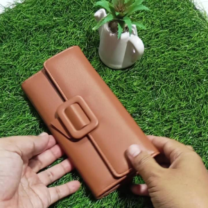 Dompet Panjang Wanita: Desain Modern & Cantik dari Korea