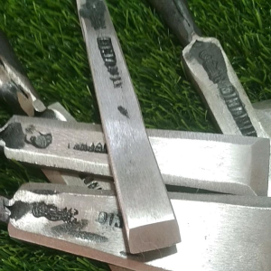 Pahat kayu tatah ukir baja super cap wayang dijamin 1set