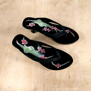 SANDAL KELOM JEPIT HAK CATUR