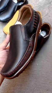 SEPATU KULIT PRiA TERBaru